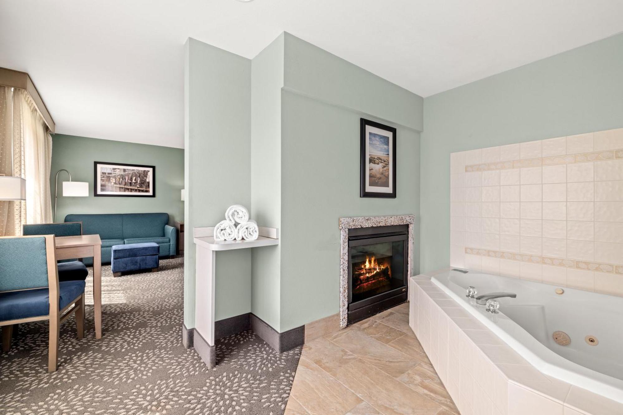 La Quinta By Wyndham Newport Otel Dış mekan fotoğraf